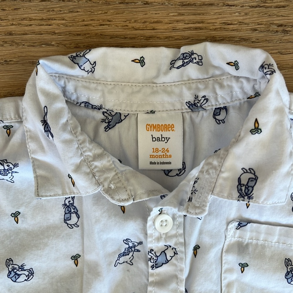 Peter Rabbit Onesie - Picture 2 of 4